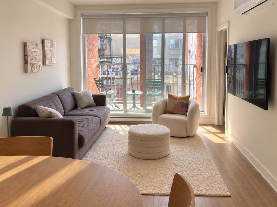 #305 - 3981 Rue St-Dominique