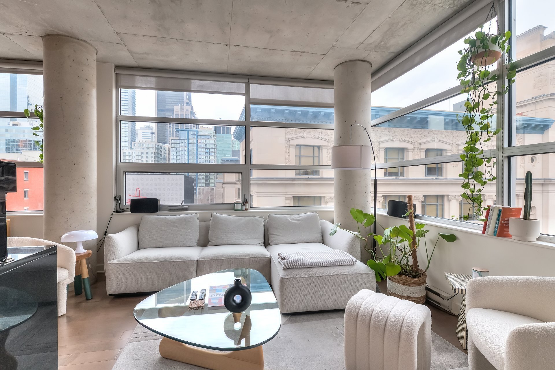 #705 - 630 Rue William