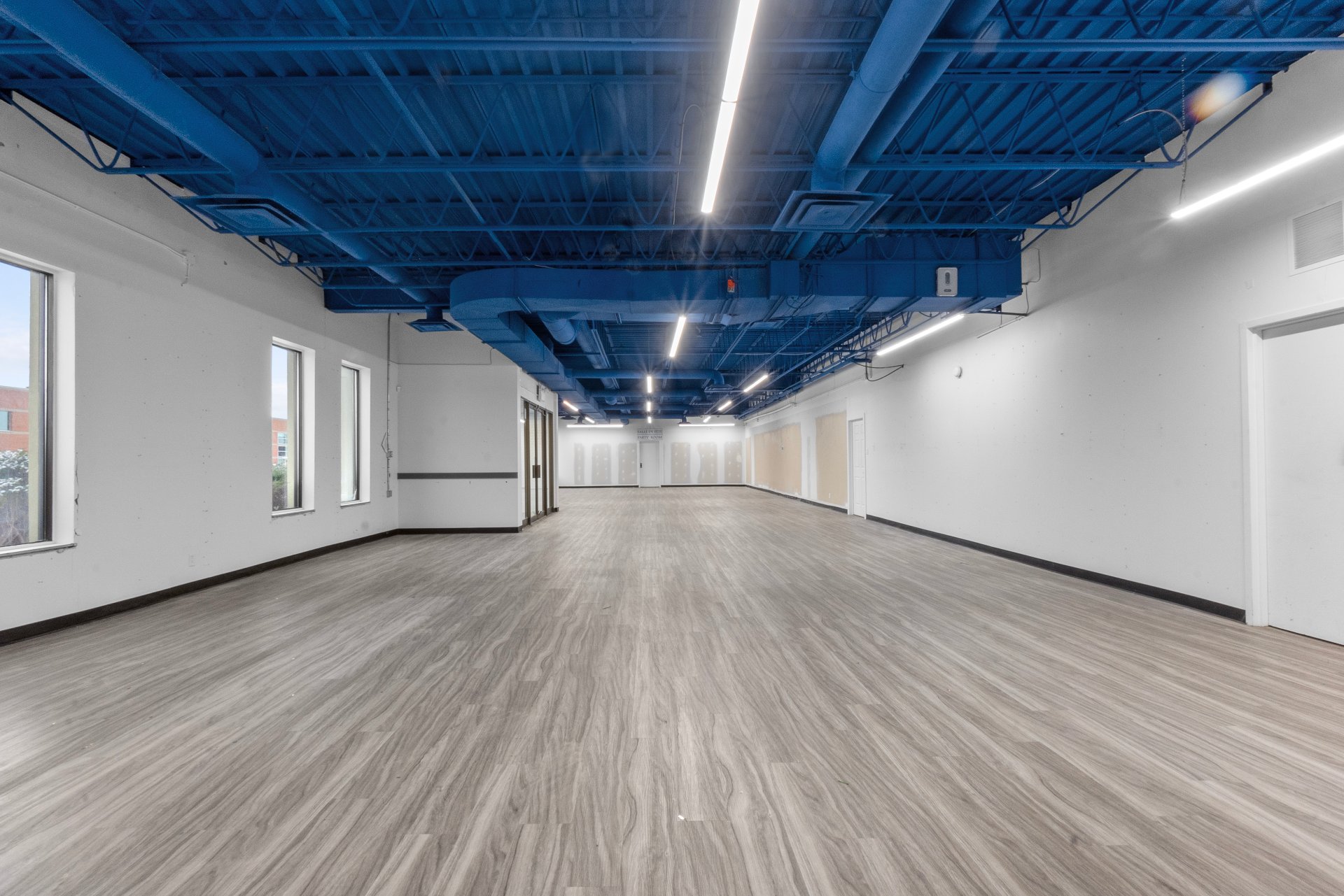 #B - 76 Boul. Brunswick