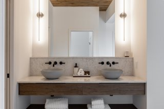 Salle de bains attenante à la CCP