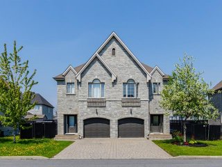 7700 Rue de la Loire — photo 1