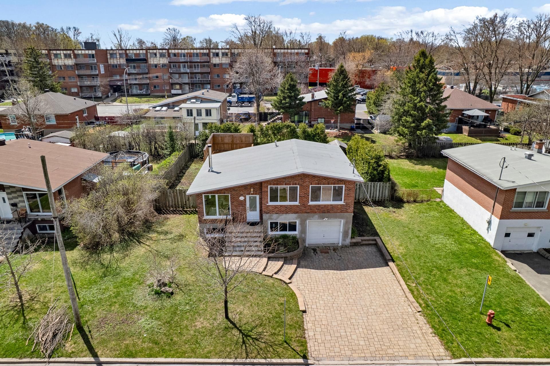 4912 Rue Dollard
