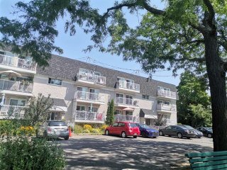 #2 - 297 Rue du Pont (L'Île-Bizard)