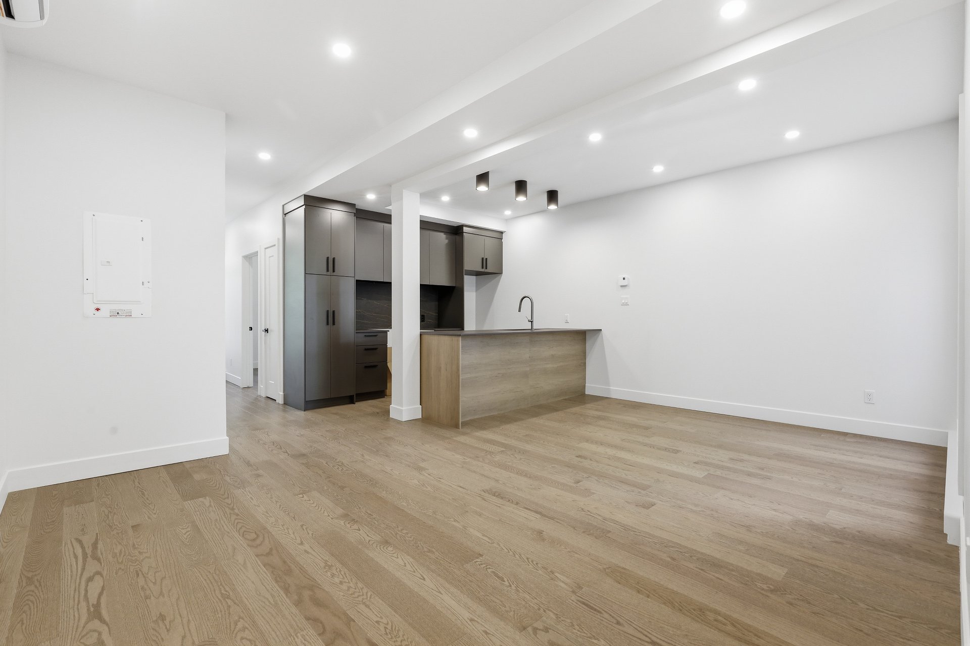2043 Rue De Chambly