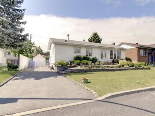 1185 Rue Poirier