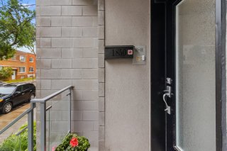 Entrée extérieure