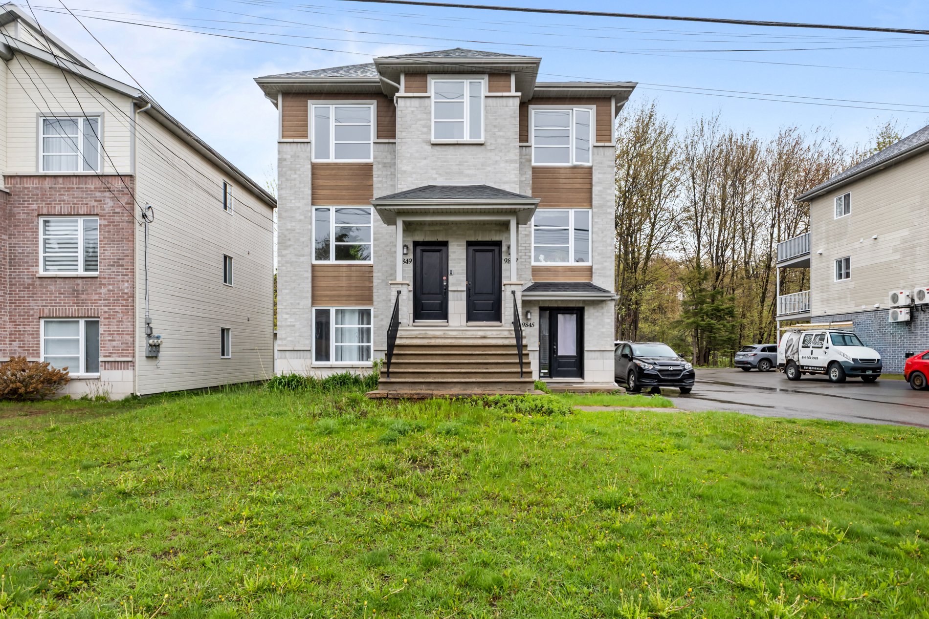 9849 Rue Henri-Piché