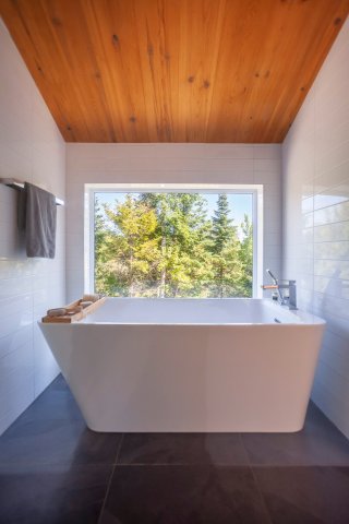 Salle de bains attenante à la CCP