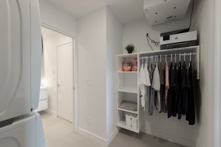 Walk-in closet