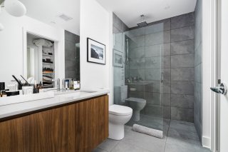 Ensuite bathroom