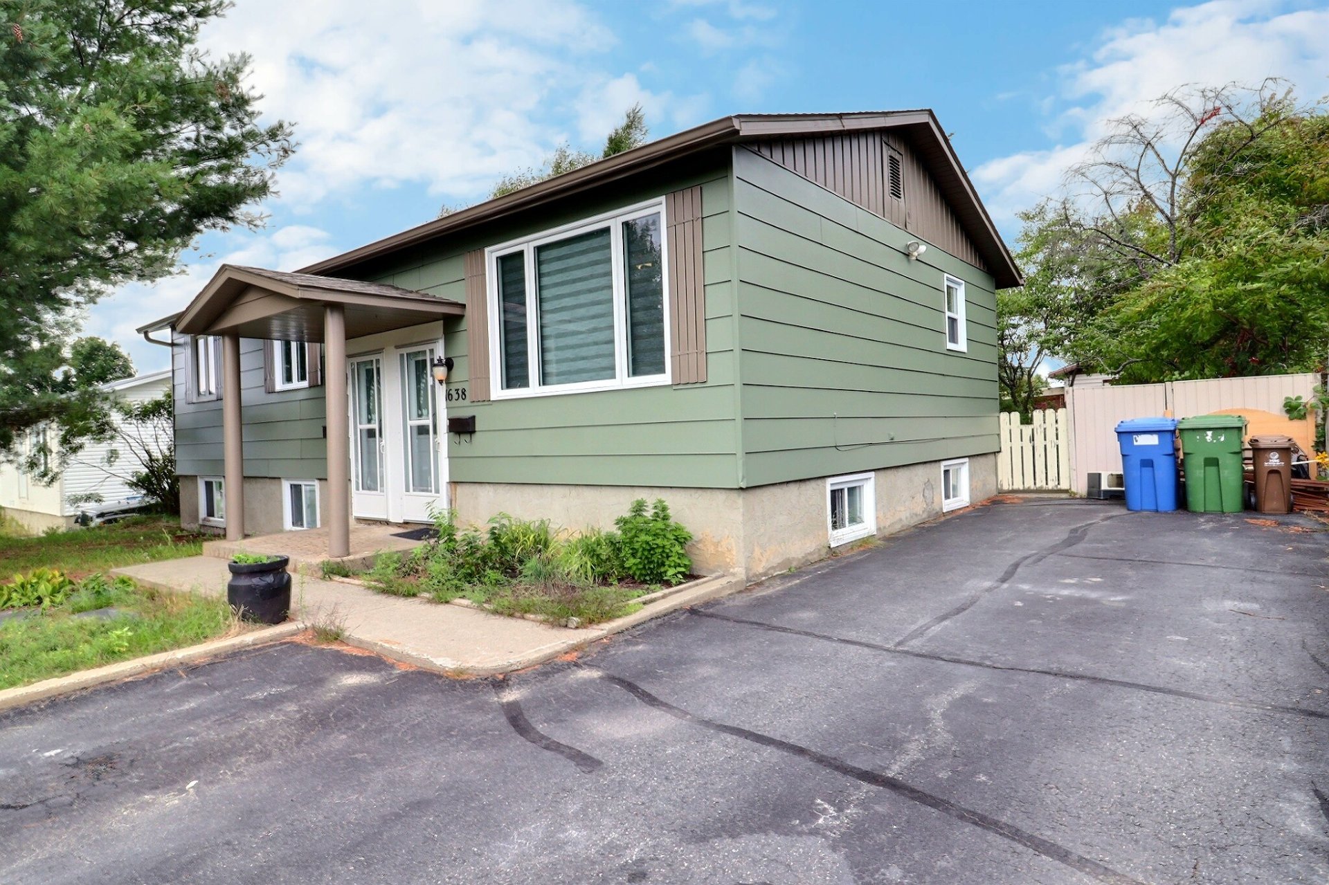 1636 Rue Duchesne