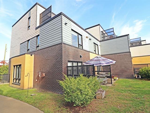 899 Av. George-V