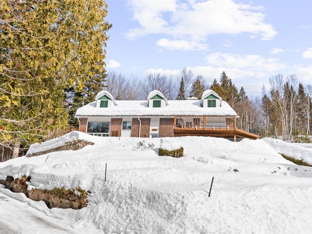 6595 Rue de la Rivière