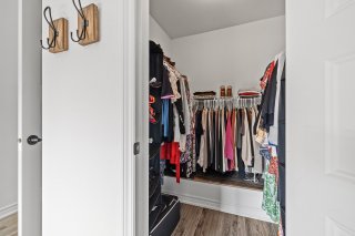 Walk-in closet