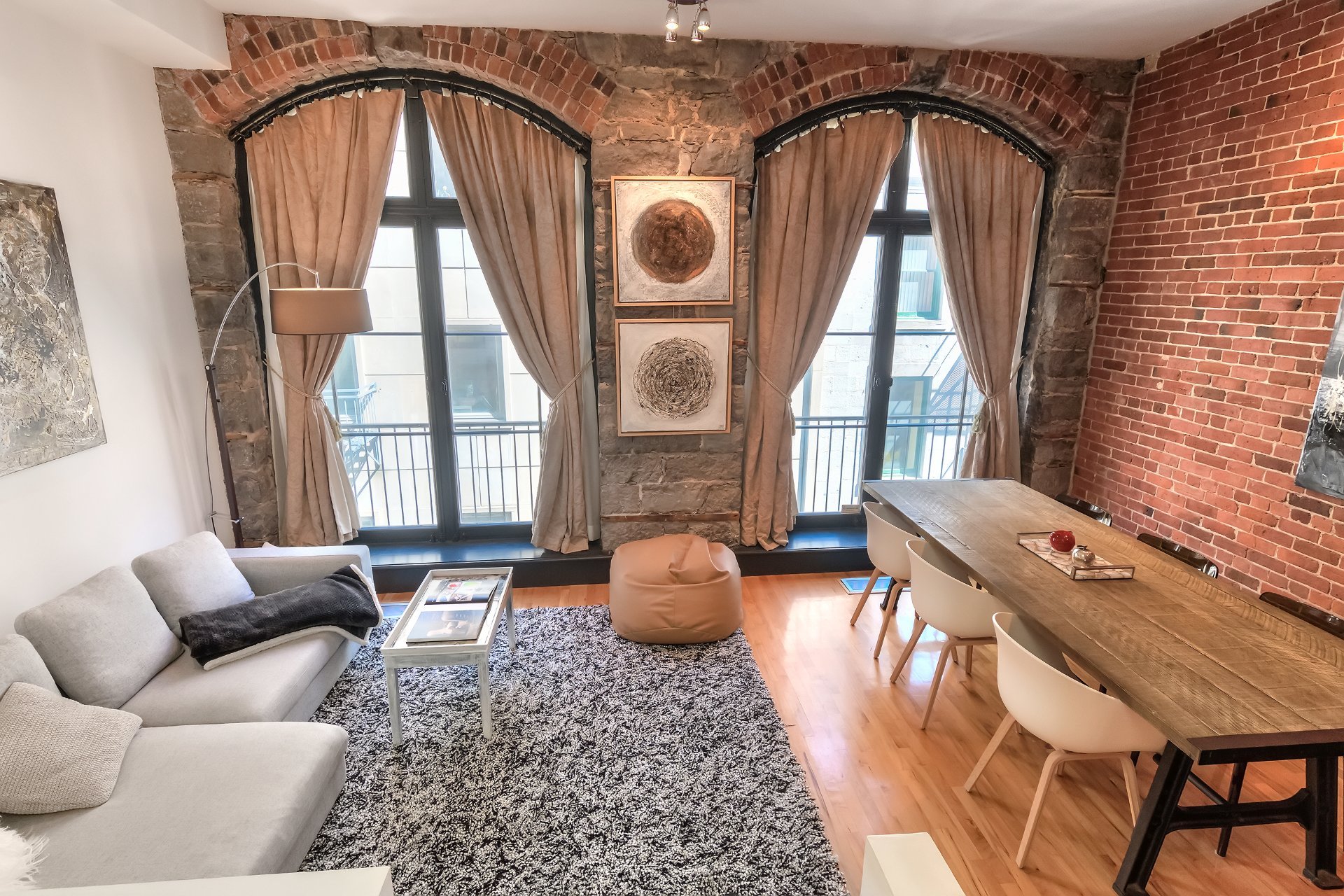 #360 - 455 Rue St-Pierre