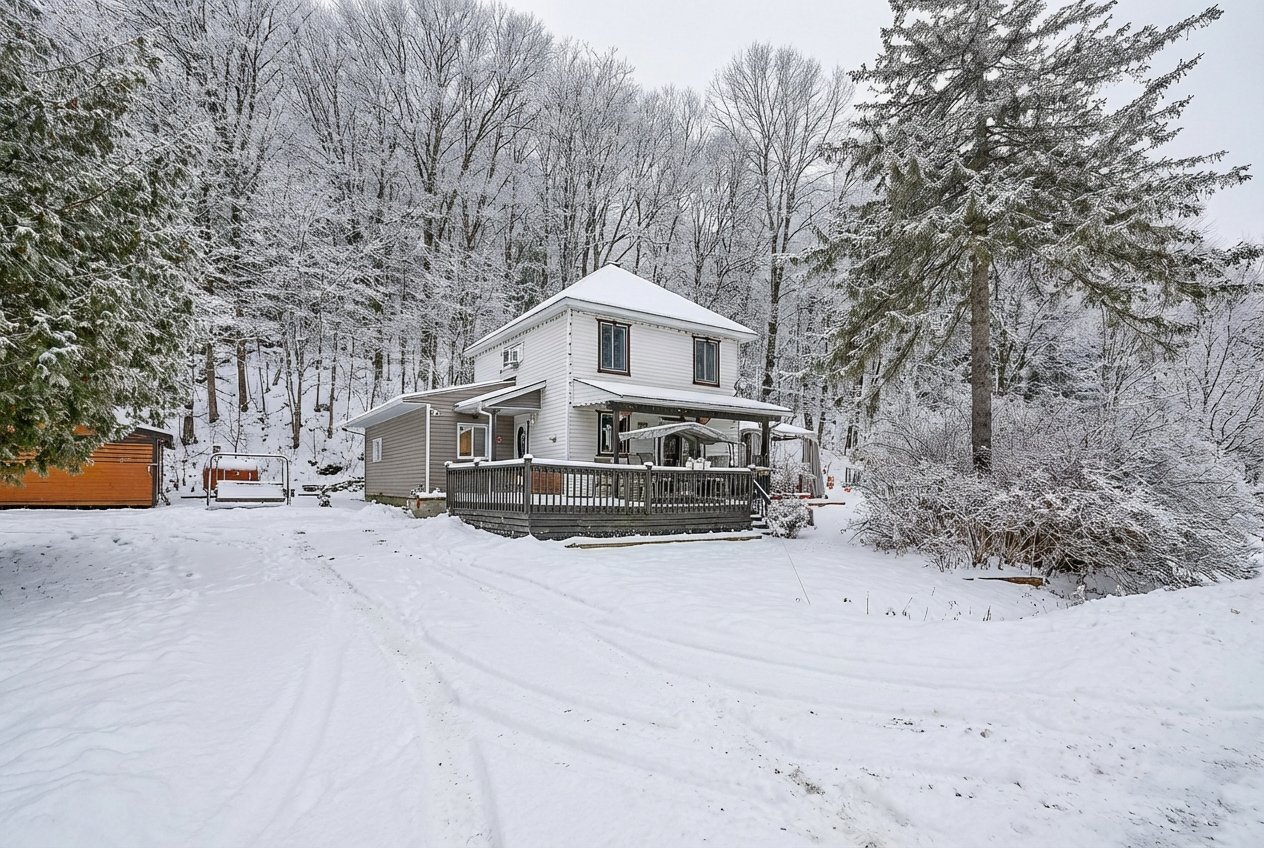  369 Ch. de Val-Ombreuse