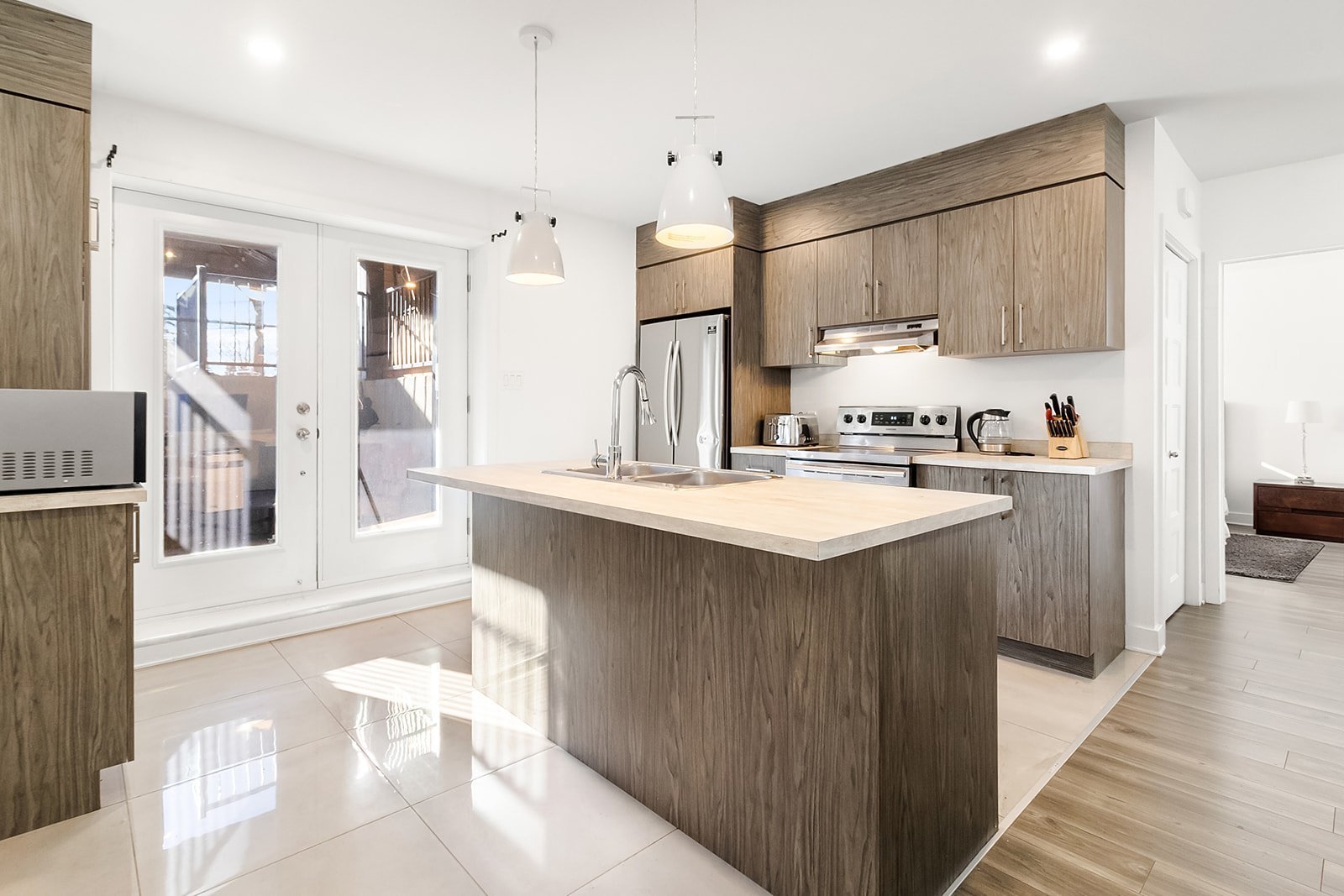 #C - 696 Ch. du Bord-de-l'Eau