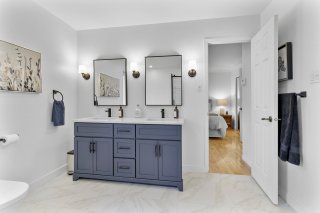 Salle de bains attenante à la CCP