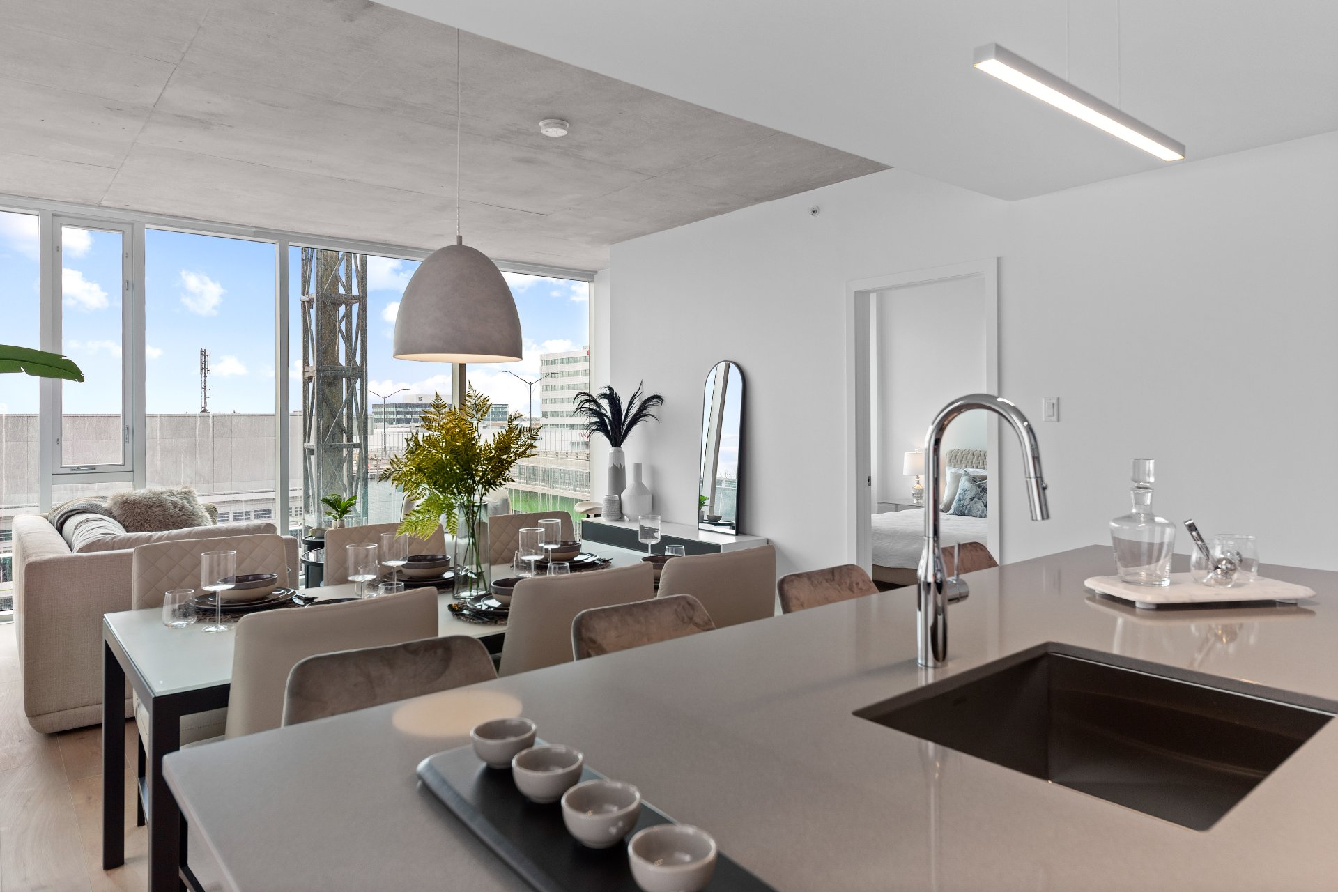 #1226 - 50 Rue de l'Éclipse