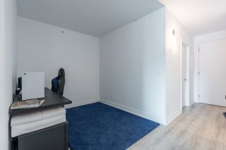 Den