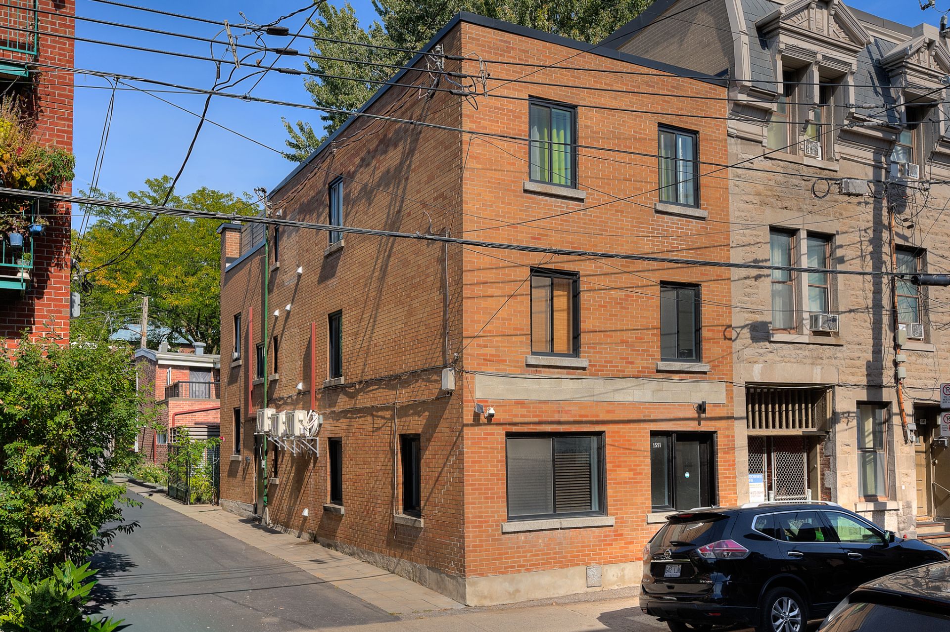 1591 Rue de la Visitation