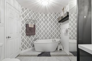 Salle de bains attenante à la CCP