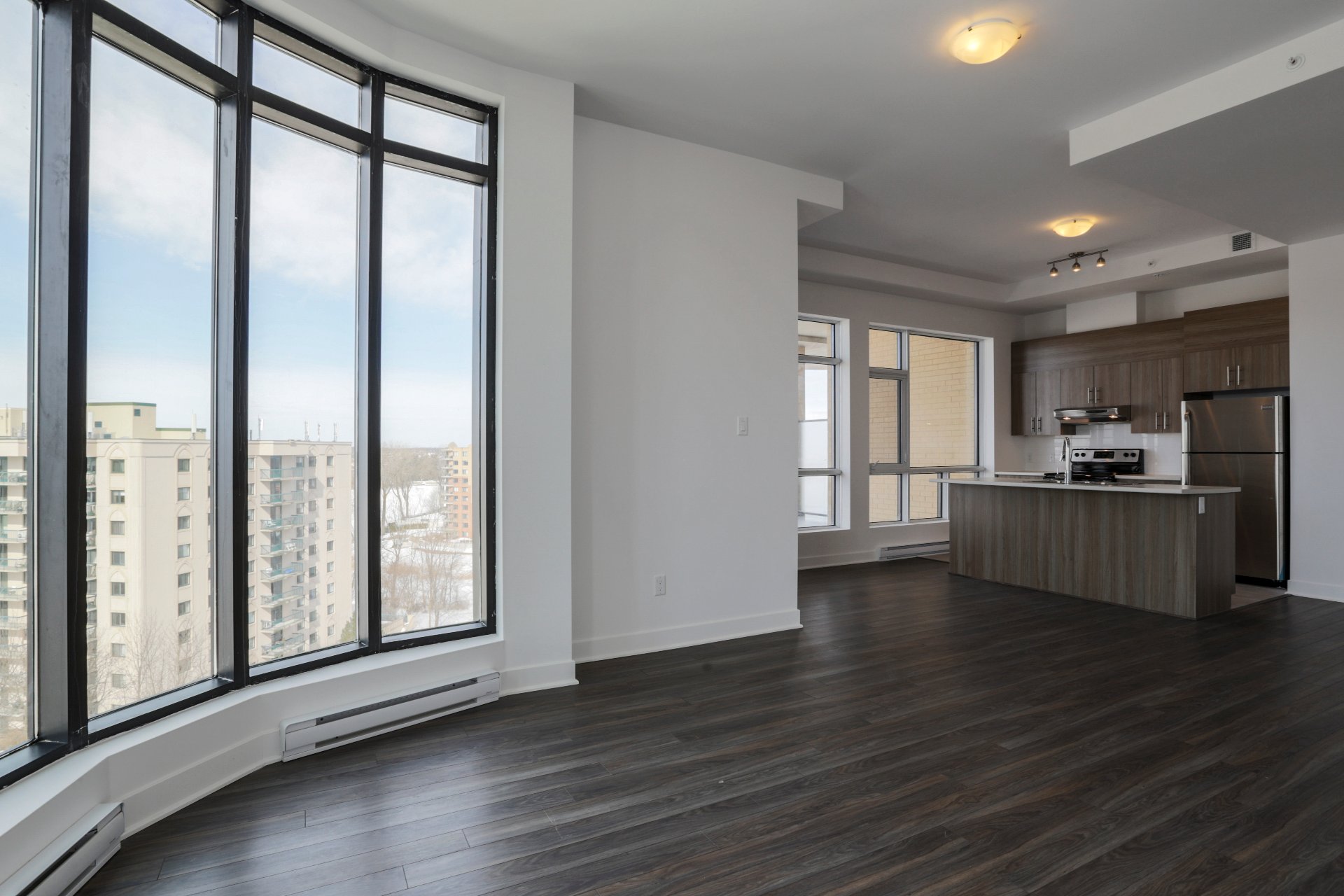 #802 - 155 Ch. de la Rive-Boisée