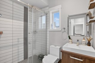 Salle de bains attenante à la CCP