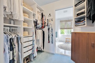 Walk-in closet