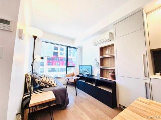 #319 - 1 Boul. De Maisonneuve O.
