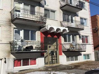 #10 - 7105 12e Avenue