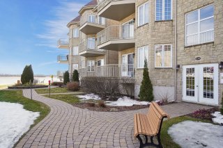 #302 - 1334B Rue Notre-Dame