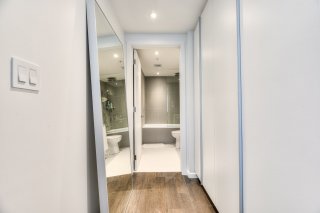 Walk-in closet