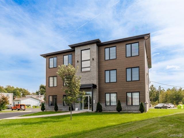 461 Rue Collins
