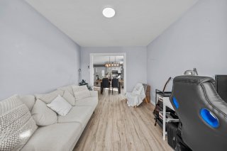 Den