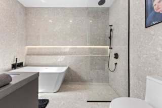 Salle de bains attenante à la CCP