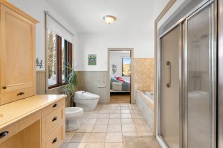 Salle de bains attenante à la CCP