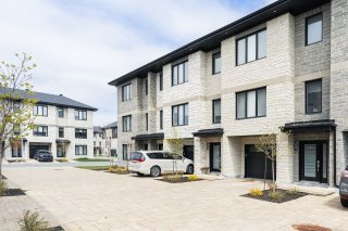 2089 Rue Phil-Goyette