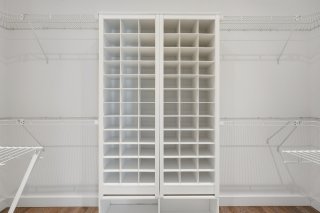 Walk-in closet