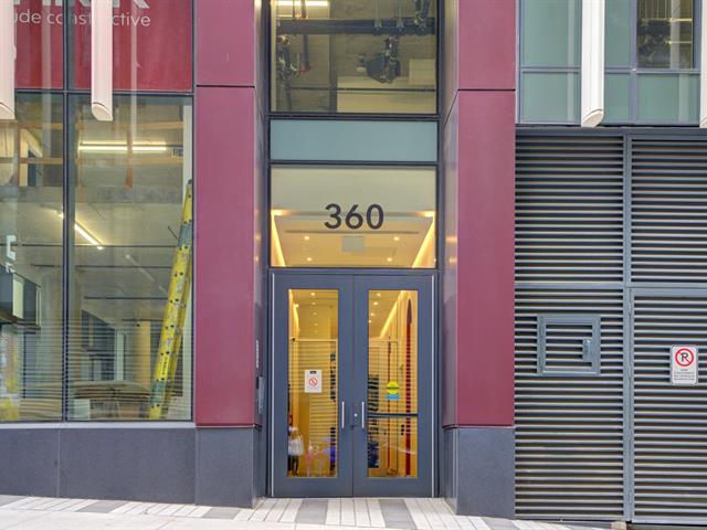 #1005 - 360 Rue Mayor
