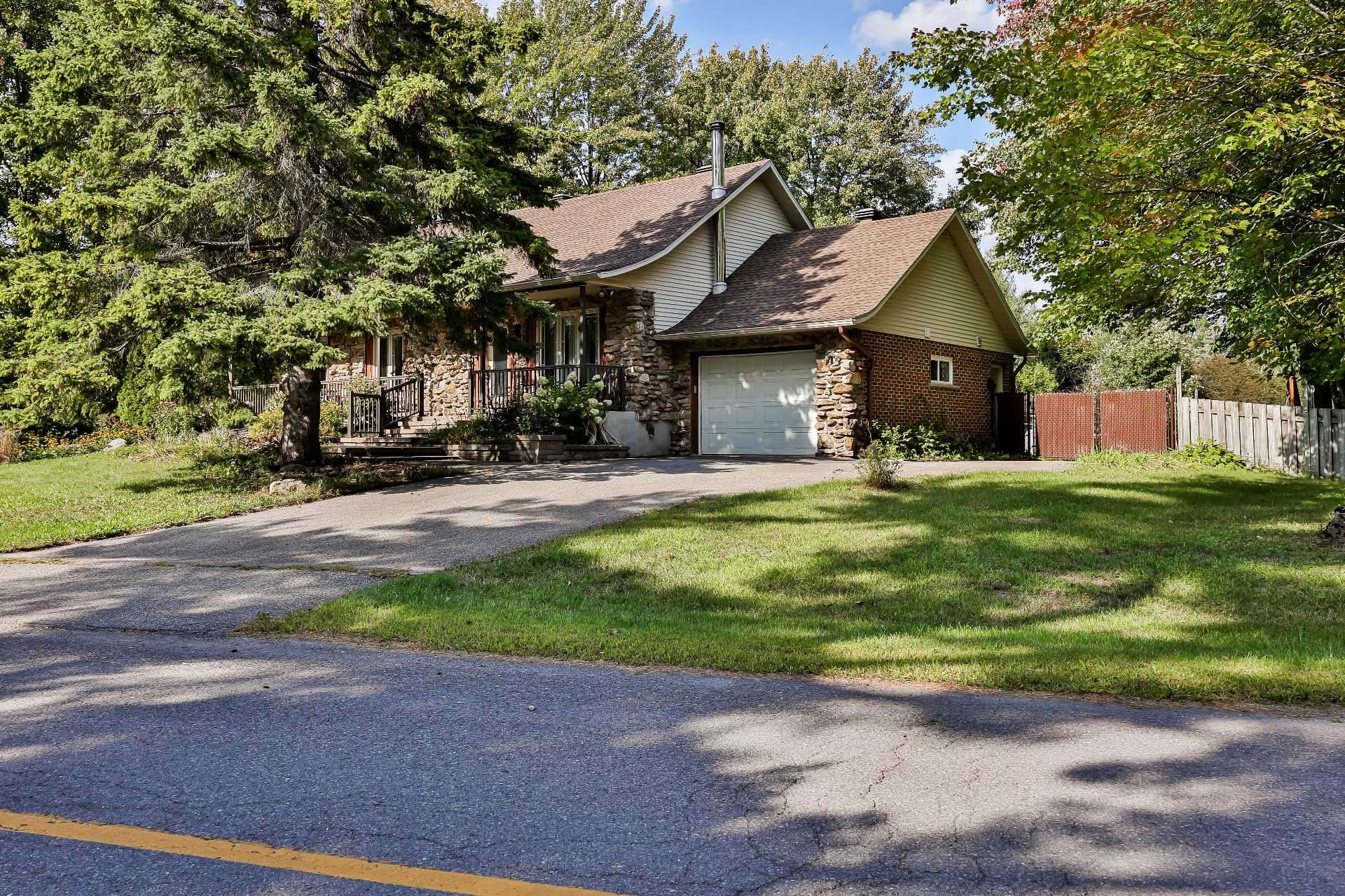 3895 Rue Télesphore