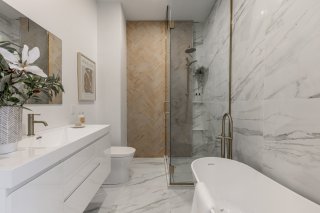 Ensuite bathroom