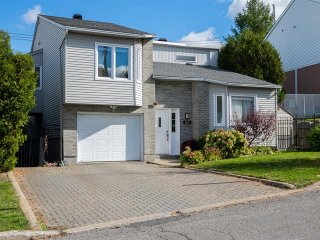 4299 Rue Kimber