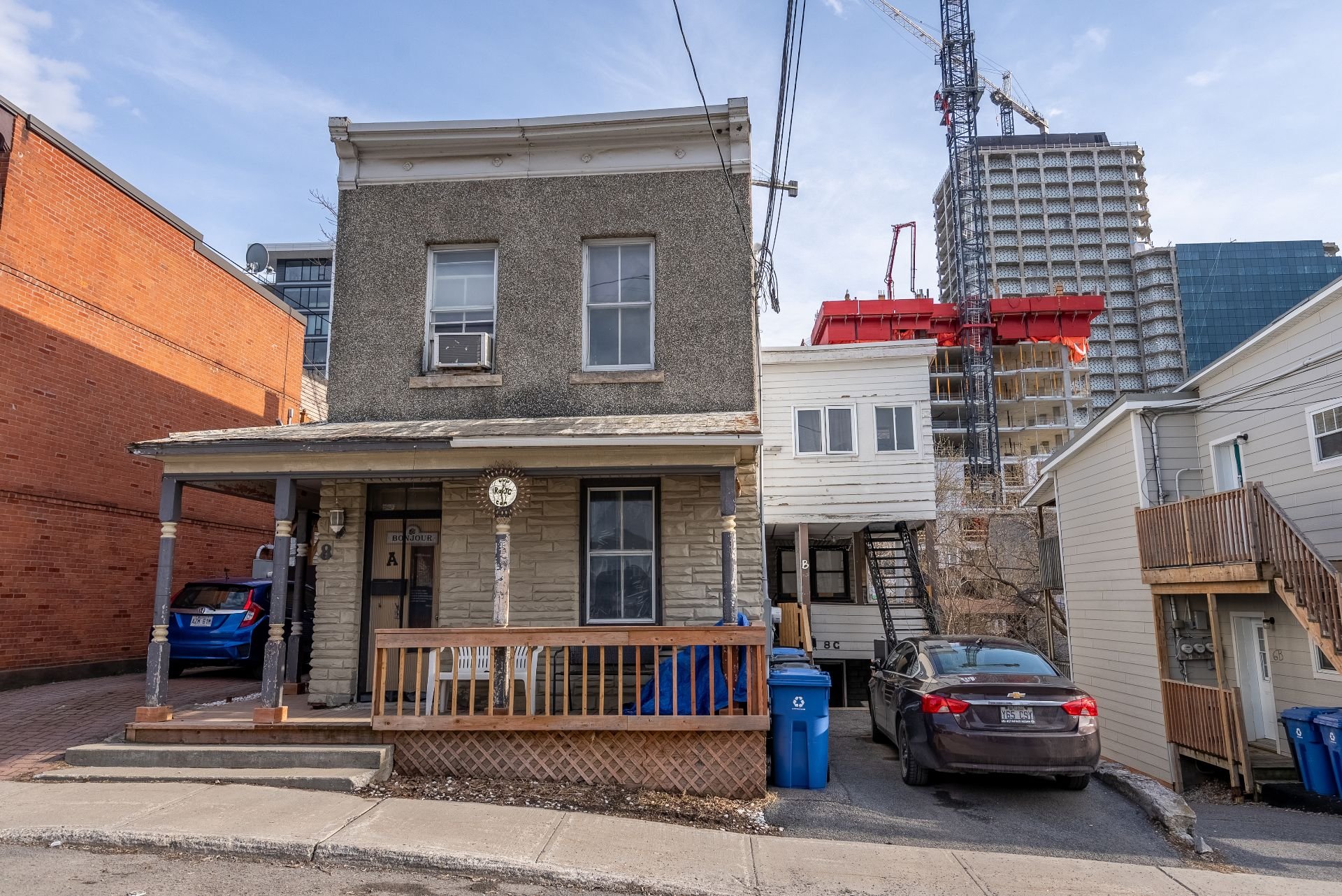8 Rue de l'Hôtel-de-Ville