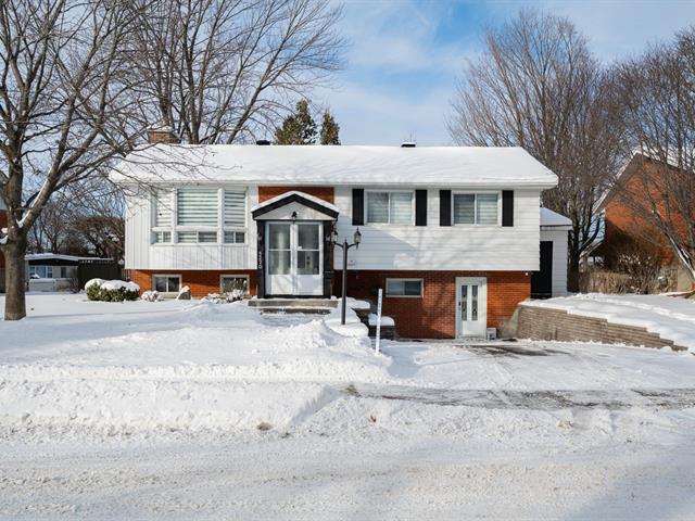 5220 Av. de Versailles