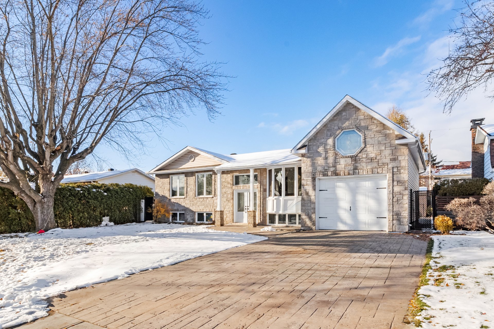 Joelle Bitar / #24726700