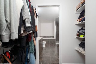 Walk-in closet