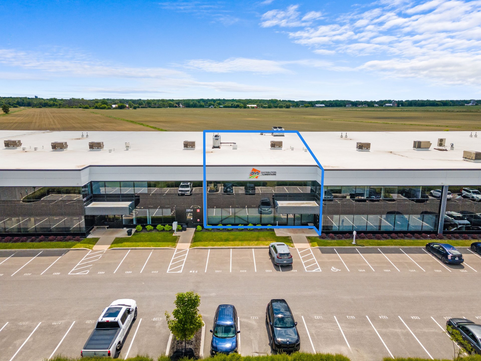 1322 Av. de la Gare
