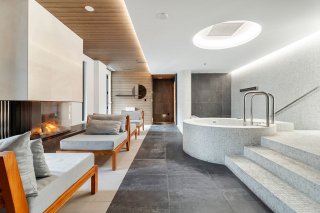 Hot tub