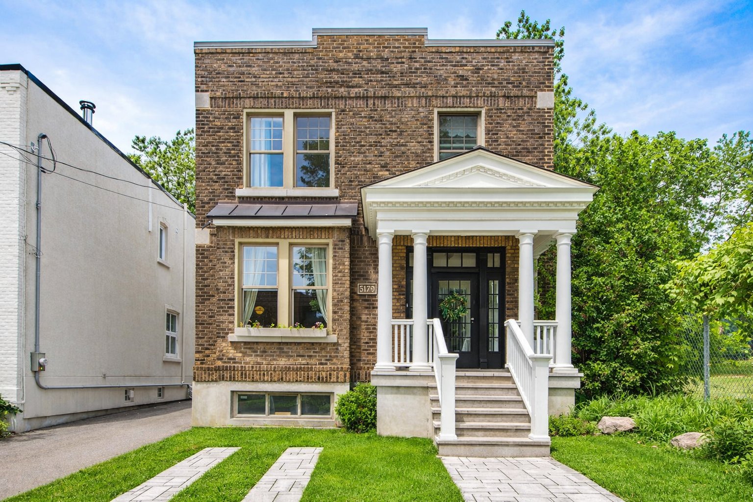 5179 Av. Brillon